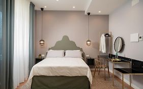Skyline View Suites-Nue Suites